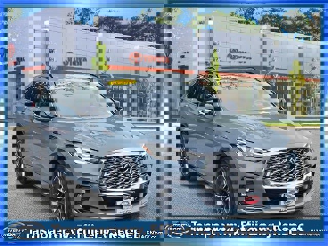 Used 2025 INFINITI QX55 Luxe w/ Cargo Package image 1
