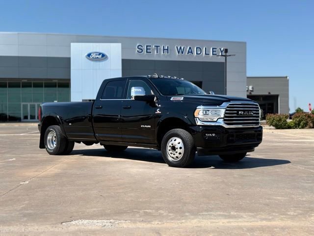 Used 2024 RAM 3500 Limited w/ Towing Technology Group AWD/4WD image 1