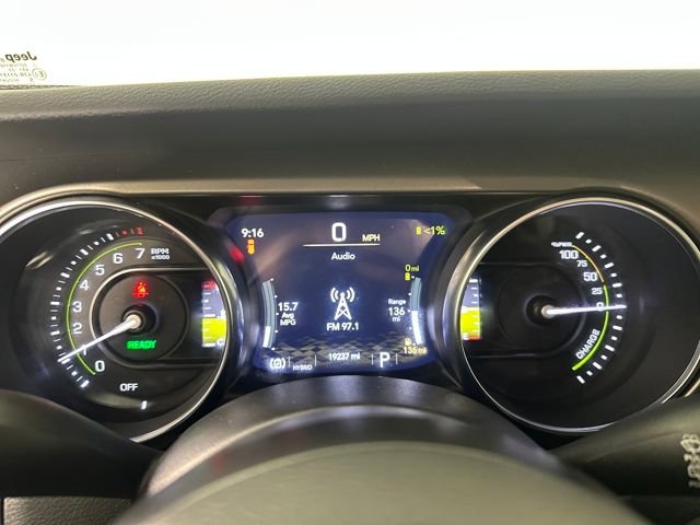 Used 2023 Jeep Wrangler Unlimited w/ Cold Weather Group image 17