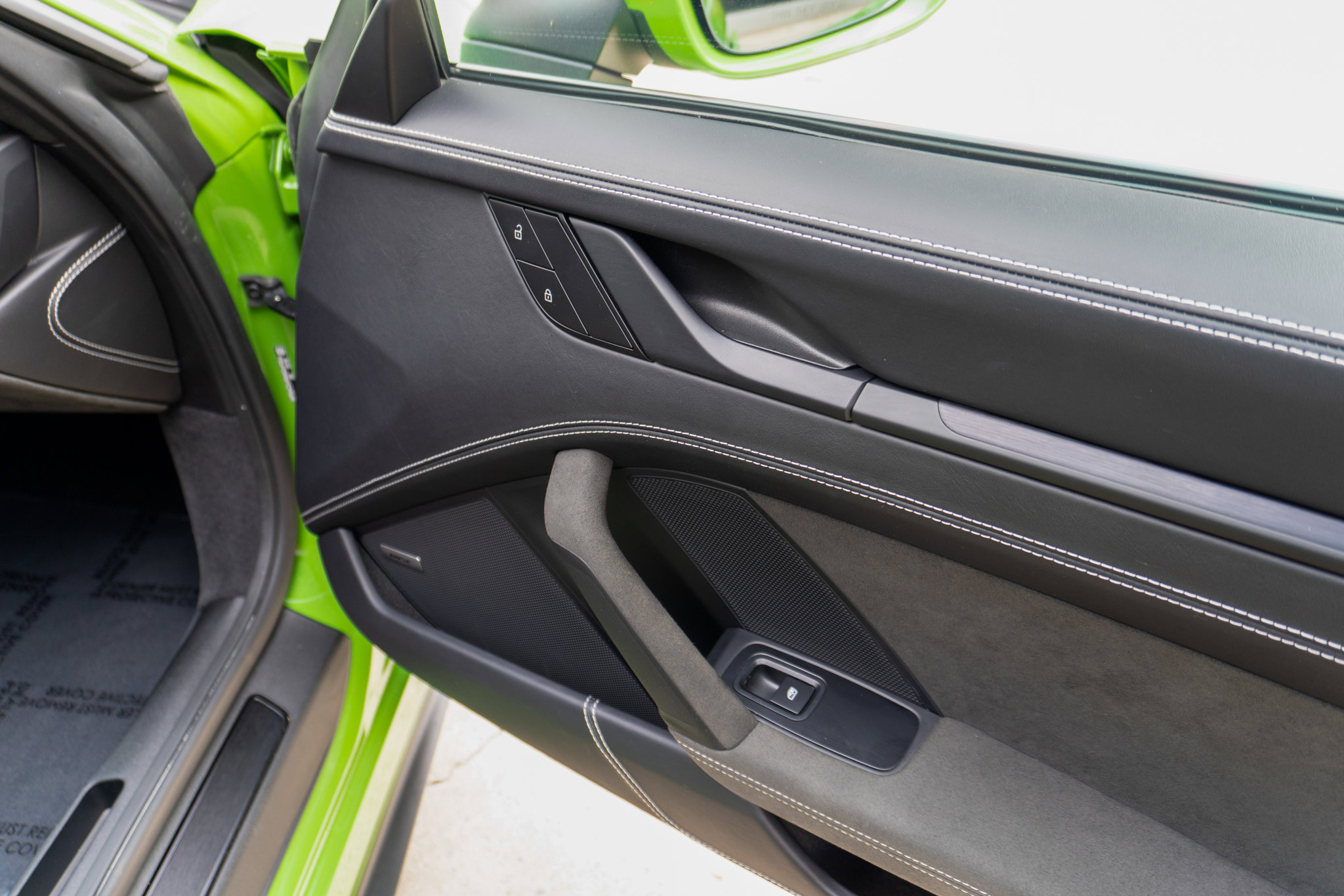 Used 2022 Porsche 911 GT3 image 31