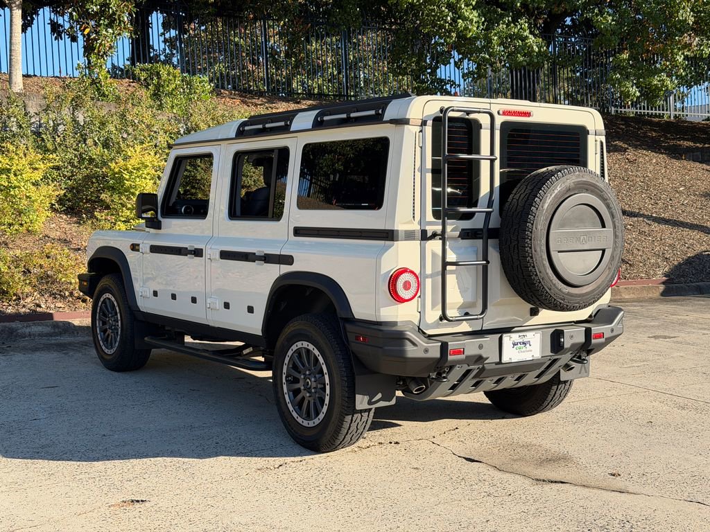 Used 2024 INEOS Grenadier Fieldmaster Edition image 5