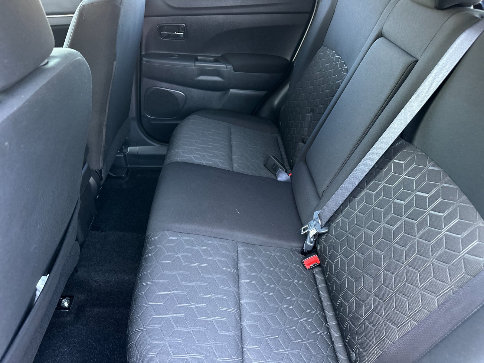 Used 2025 Mitsubishi Outlander Sport AWD image 12