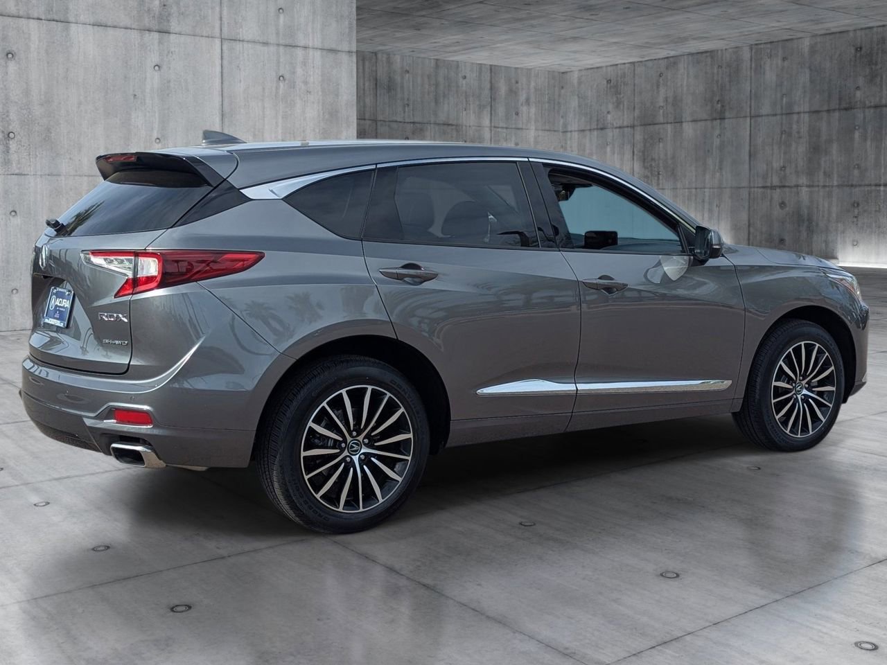 Certified 2025 Acura RDX SH-AWD w/ Advance Package image 5