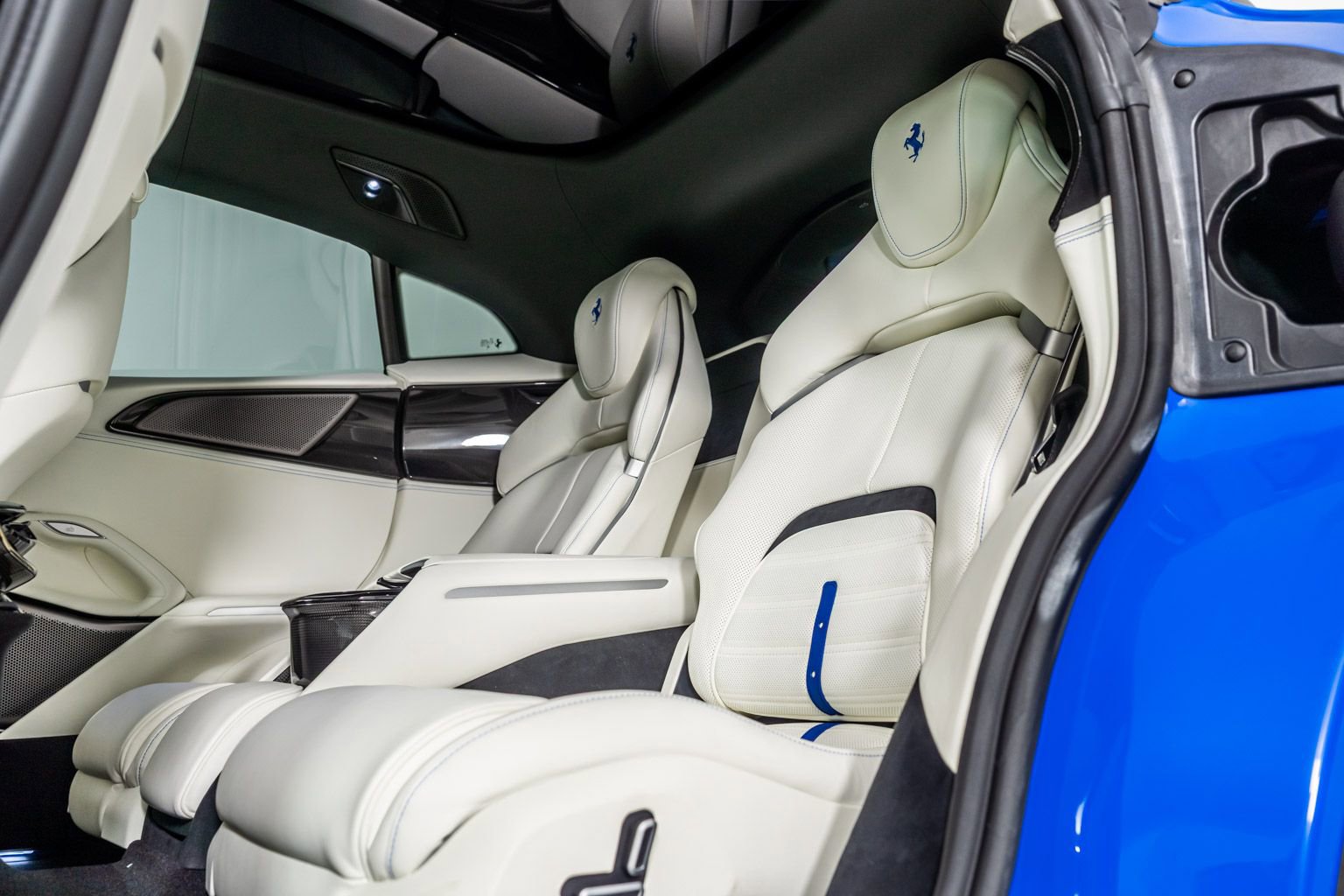 Certified 2025 Ferrari Purosangue AWD/4WD image 22
