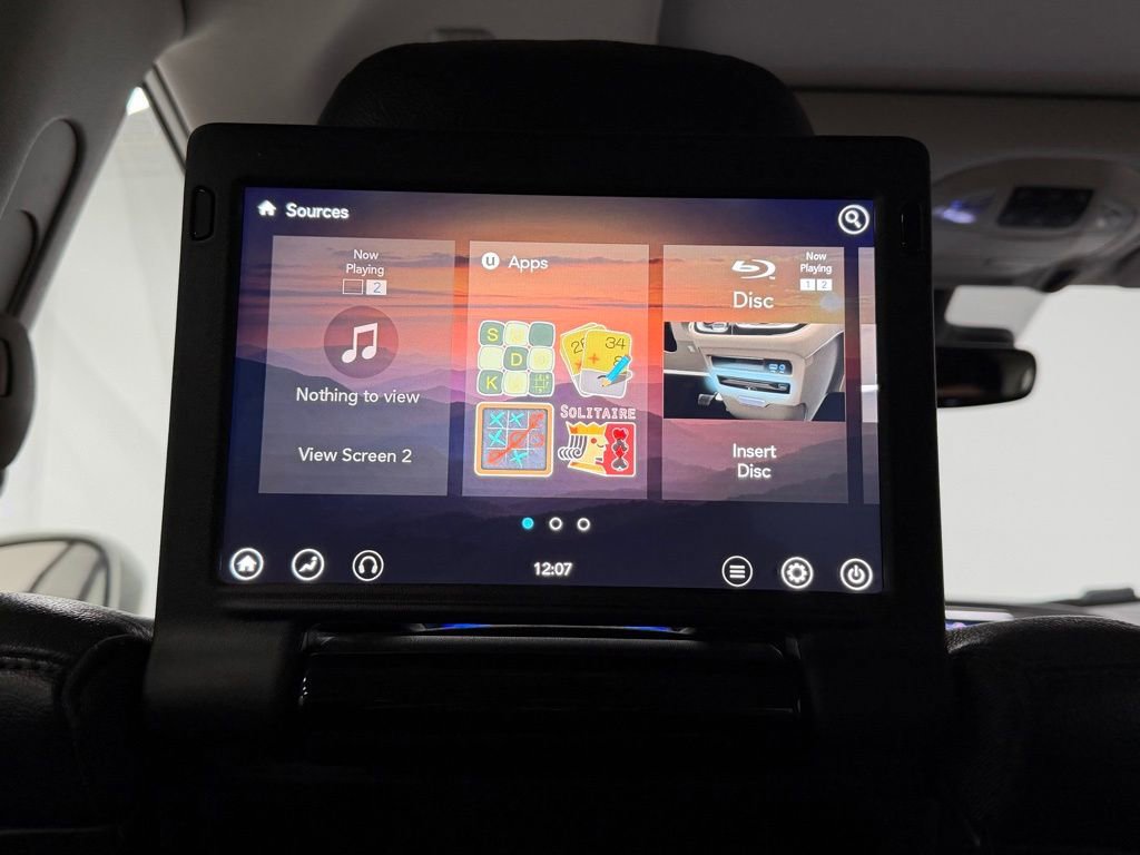 Used 2020 Chrysler Pacifica Touring-L Plus w/ Tire & Wheel Group image 26