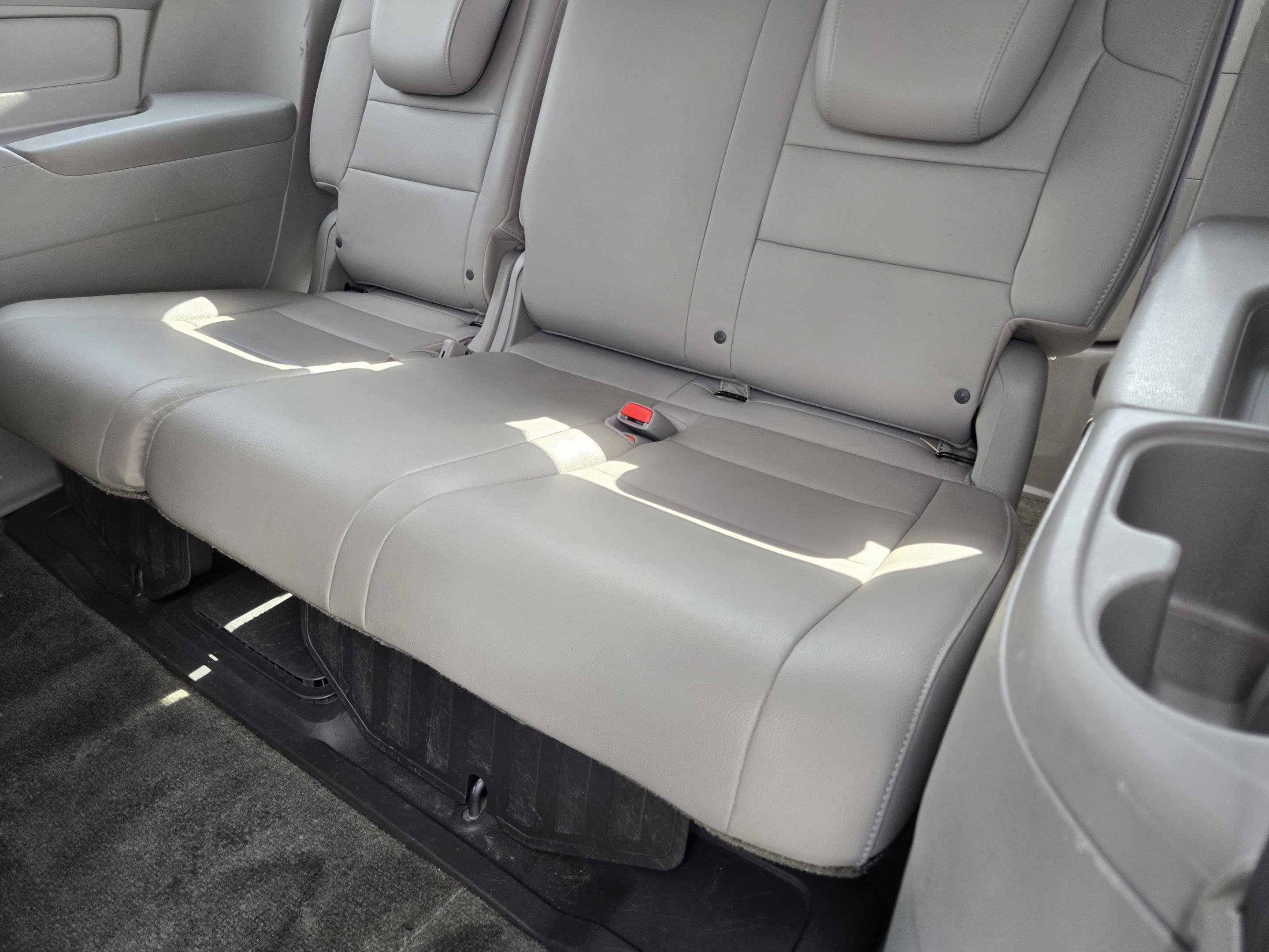 Used 2015 Honda Odyssey EX-L image 26
