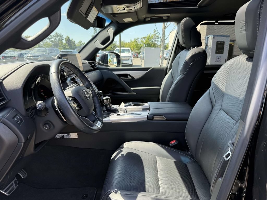 Used 2024 Lexus LX 600 F Sport AWD/4WD image 13