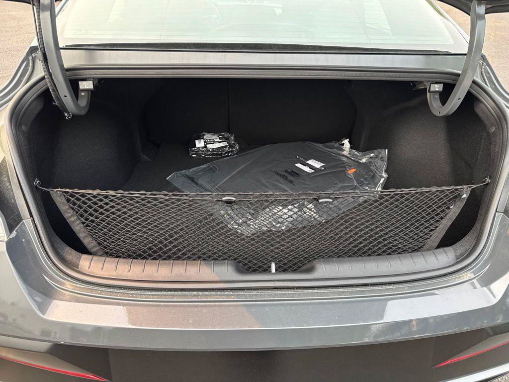 New 2026 Hyundai Elantra SEL Sport Premium FWD image 8