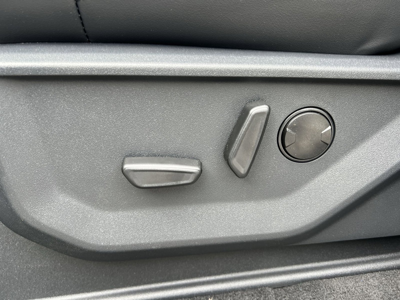 New 2026 Ford Expedition Tremor AWD/4WD image 14