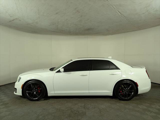 Certified 2023 Chrysler 300 C RWD image 3