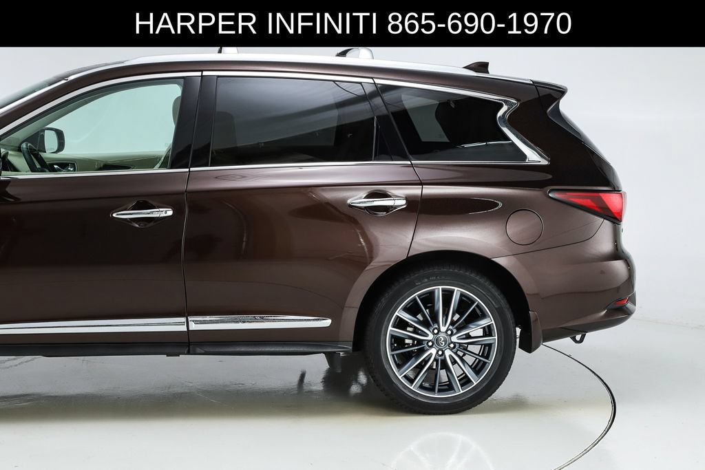 Used 2020 INFINITI QX60 Luxe w/ Sensory Package AWD/4WD image 4