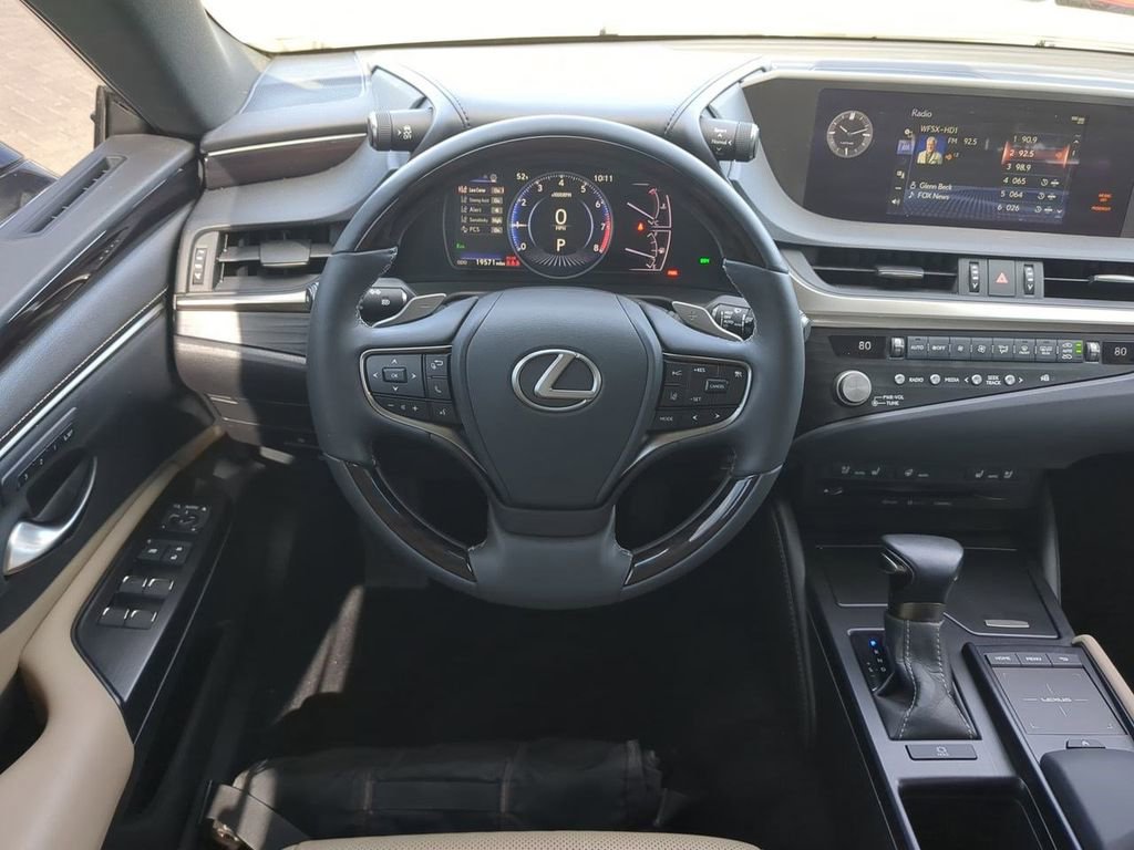 Used 2021 Lexus ES 350 w/ Premium Package image 17