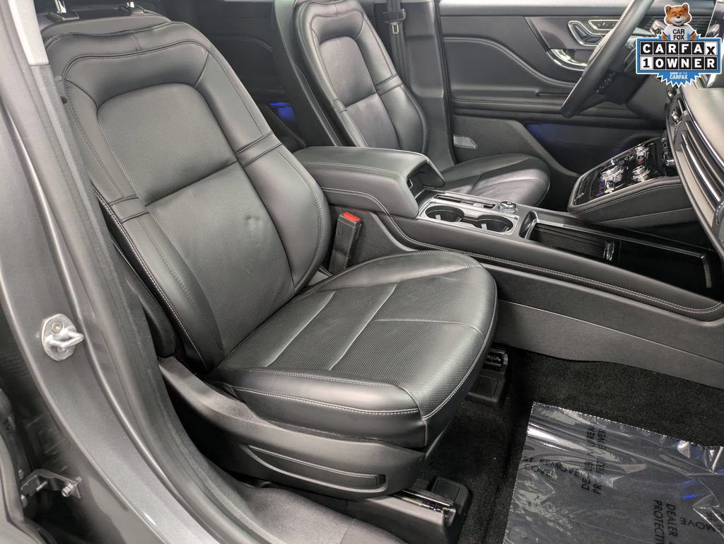 Used 2022 Lincoln Corsair AWD w/ Premium Package image 32