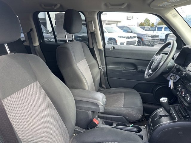 Used 2014 Jeep Patriot Sport w/ Southwest Package image 19