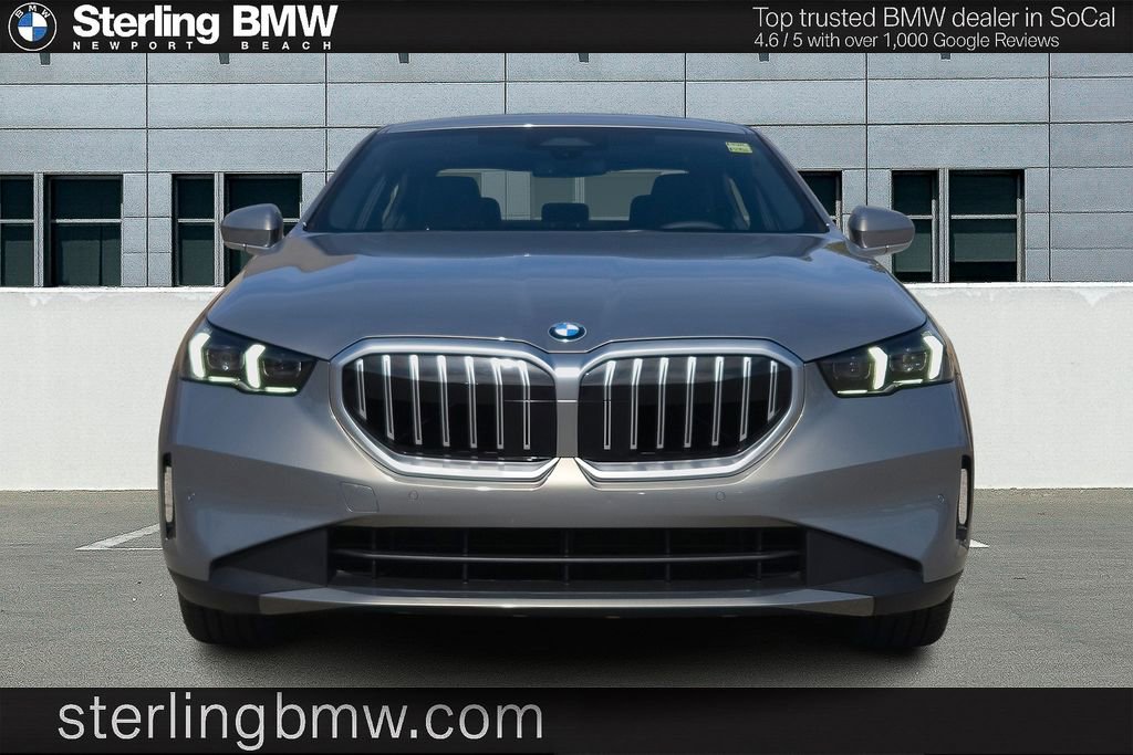 Used 2025 BMW 530i image 2