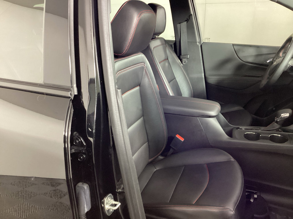 Used 2024 Chevrolet Equinox RS w/ RS Leather Package AWD/4WD image 8