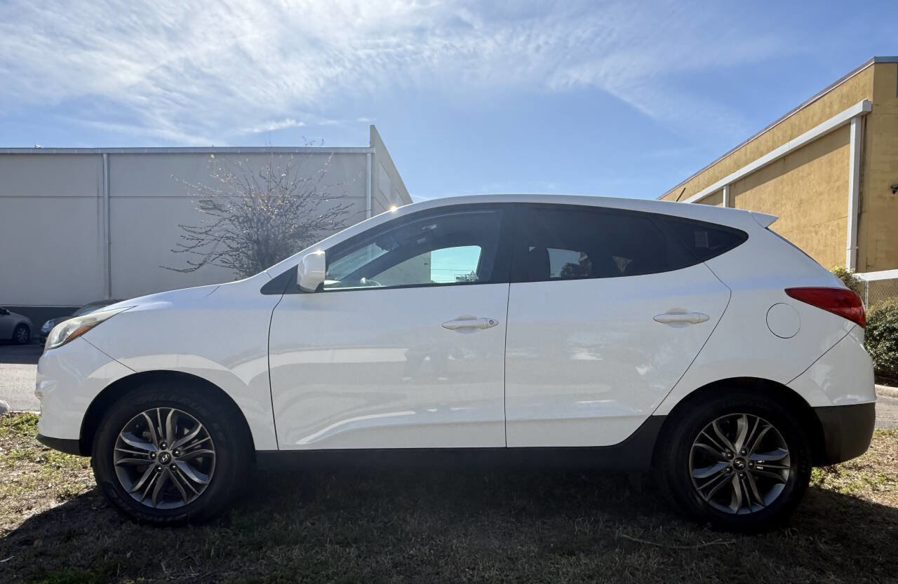 Used 2015 Hyundai Tucson GLS image 11