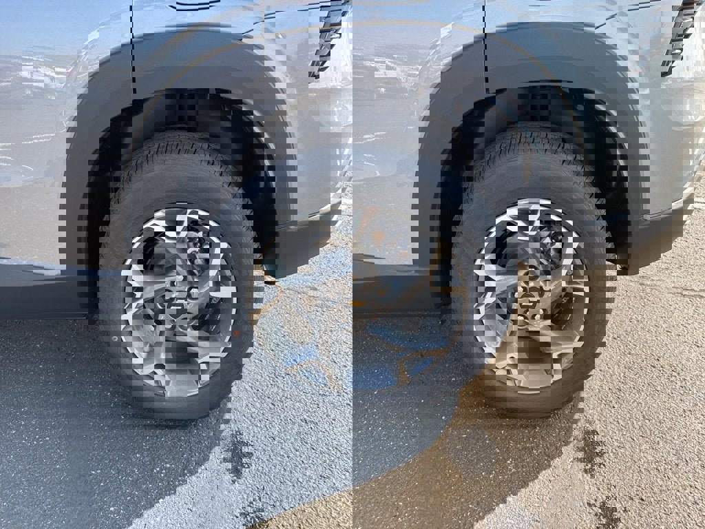 New 2025 Chevrolet Trax LT w/ Driver Confidence Package image 12