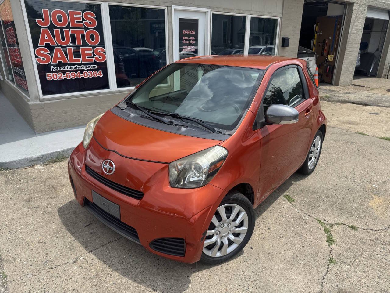 Used 2013 Scion iQ FWD image 2