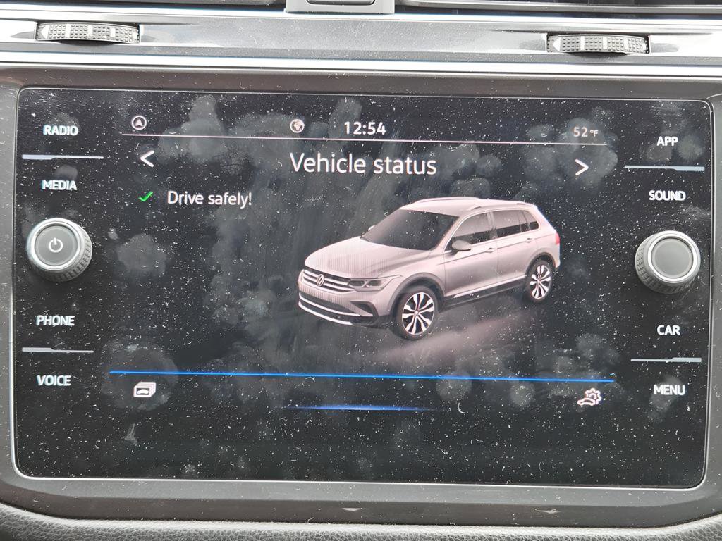 Used 2024 Volkswagen Tiguan SE image 14