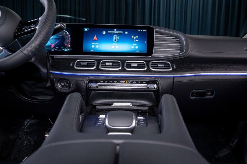 New 2026 Mercedes-Benz GLS 450 4MATIC image 22