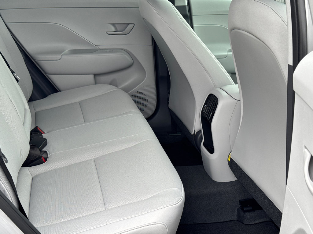 New 2027 Hyundai Kona SEL Sport FWD image 9
