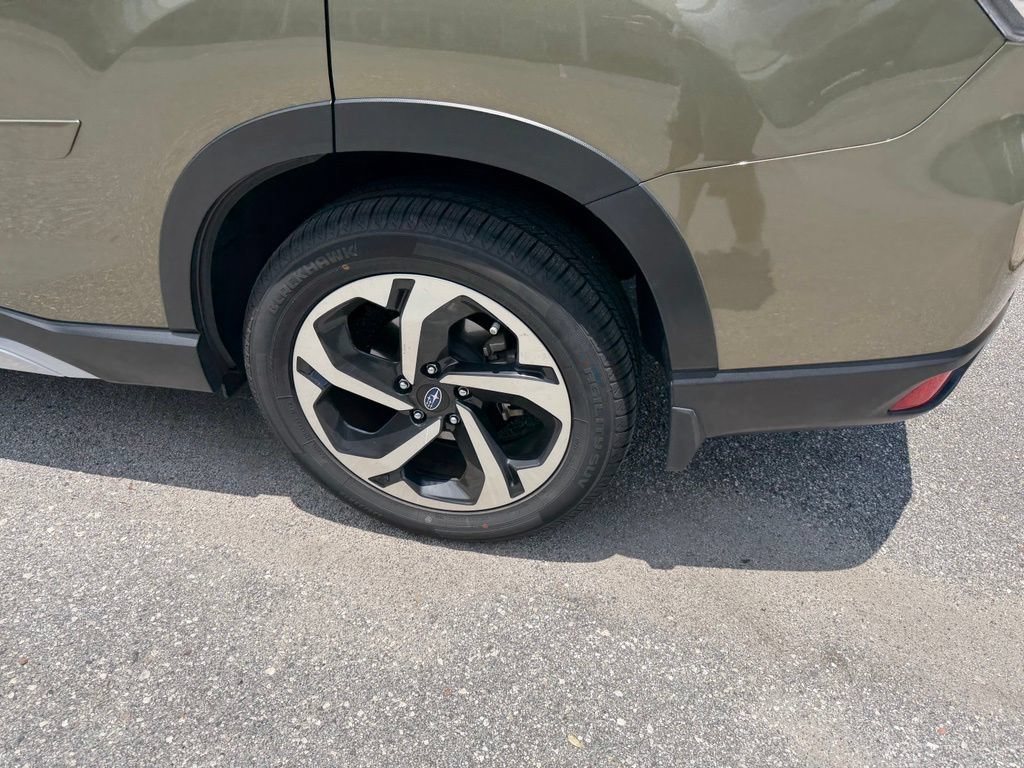 Used 2023 Subaru Forester Touring AWD/4WD image 10