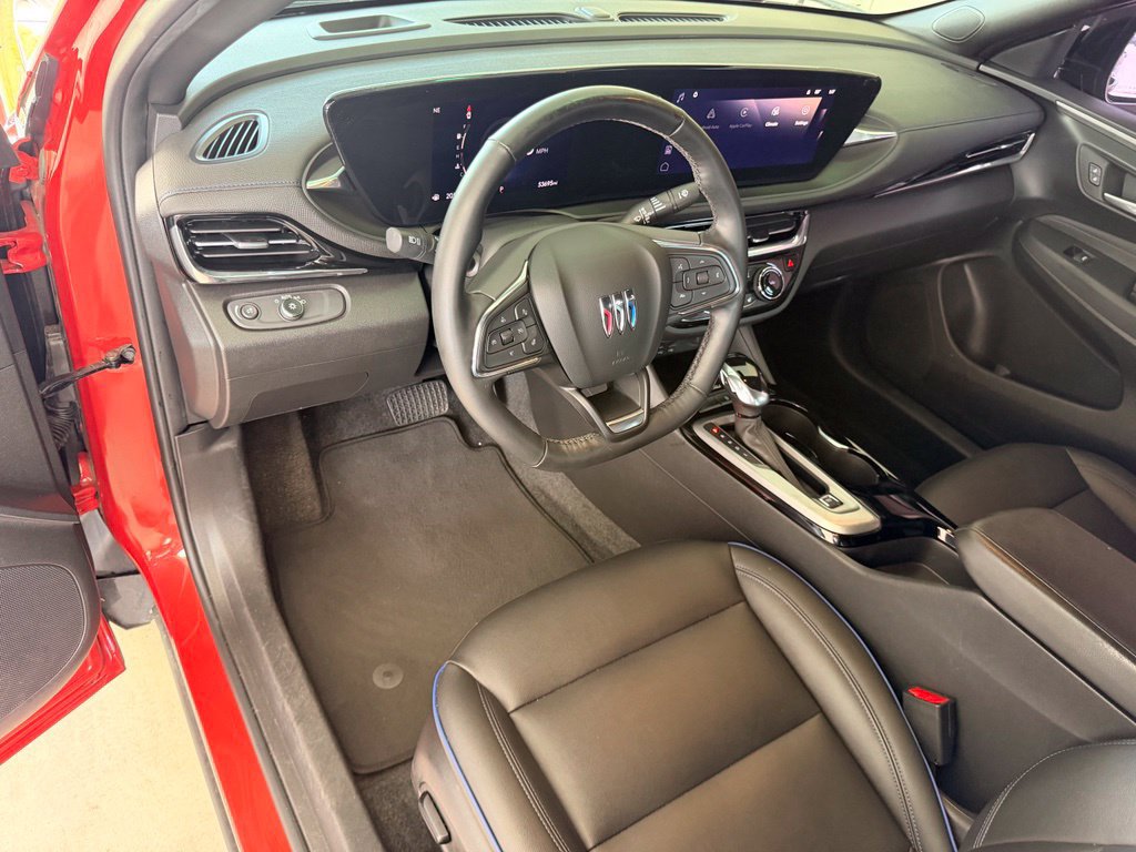 Used 2024 Buick Envista Sport Touring w/ Convenience I Package FWD image 12