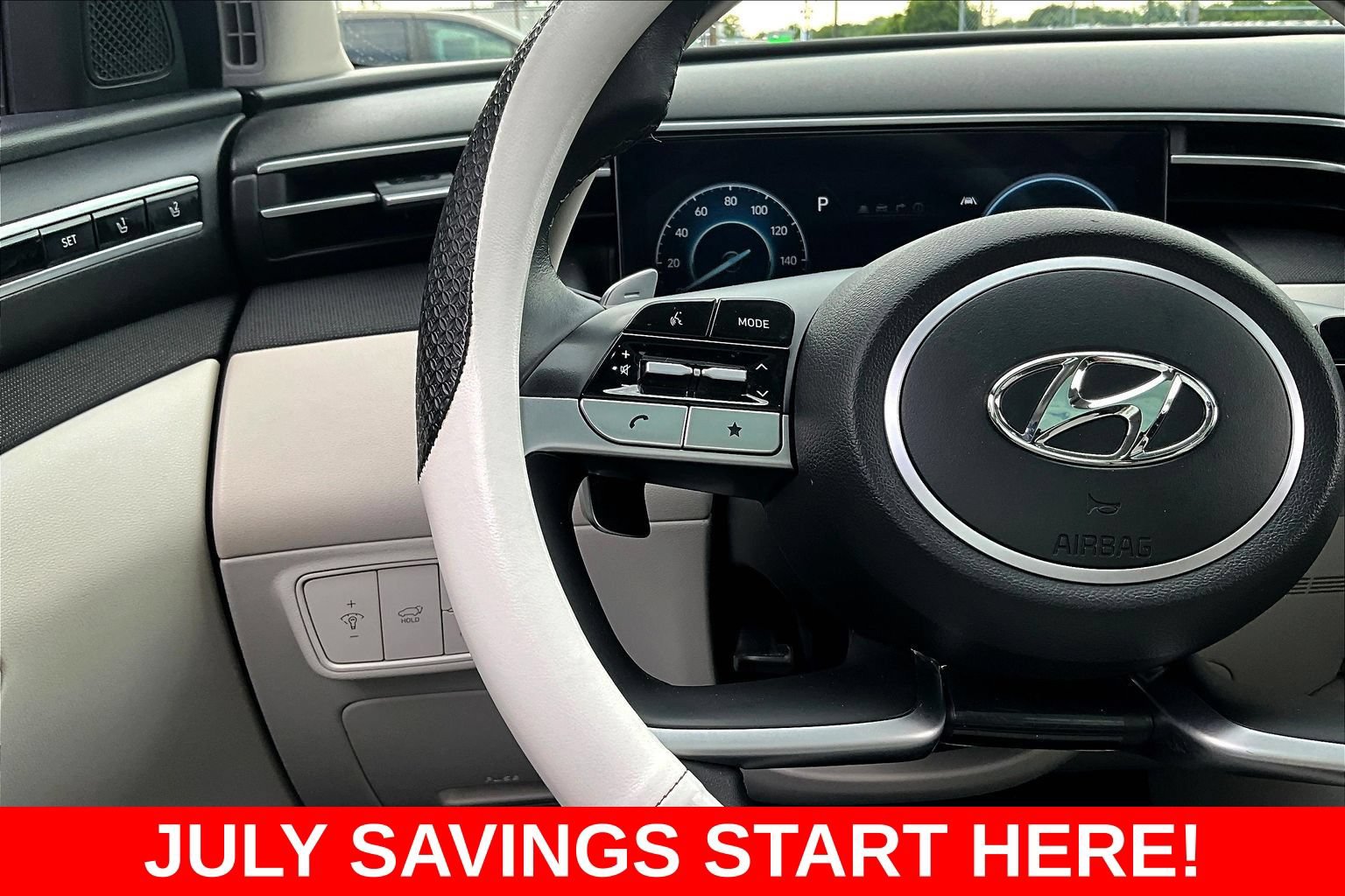 Used 2024 Hyundai Tucson Limited AWD/4WD image 15