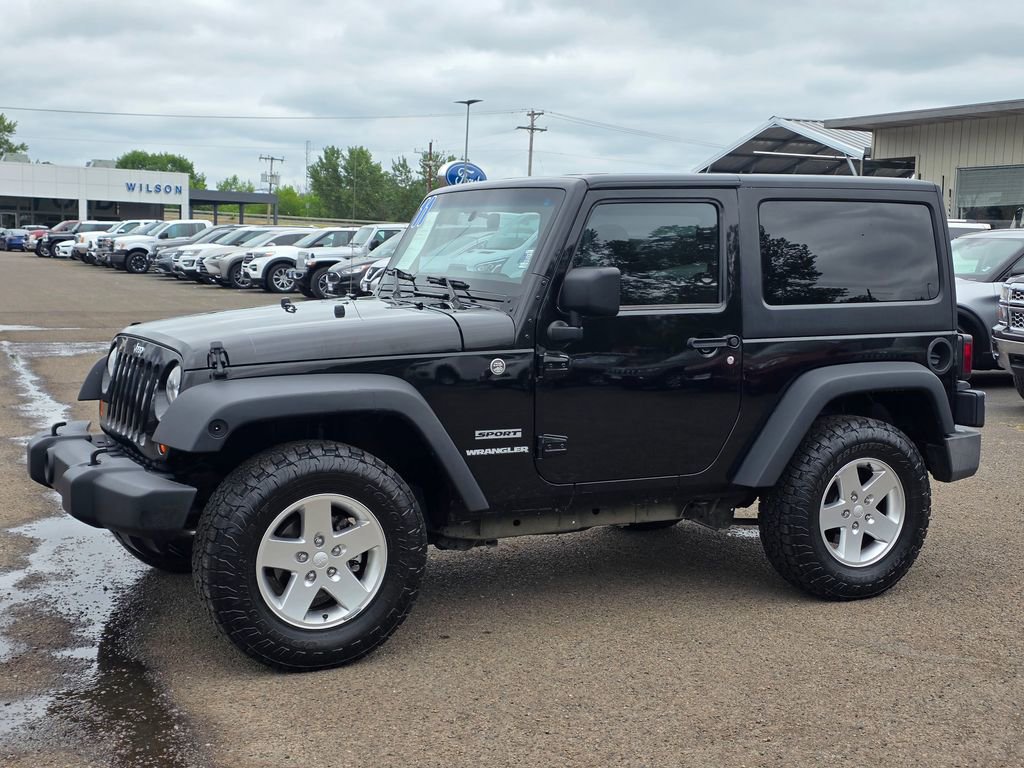Used 2011 Jeep Wrangler Sport AWD/4WD image 27