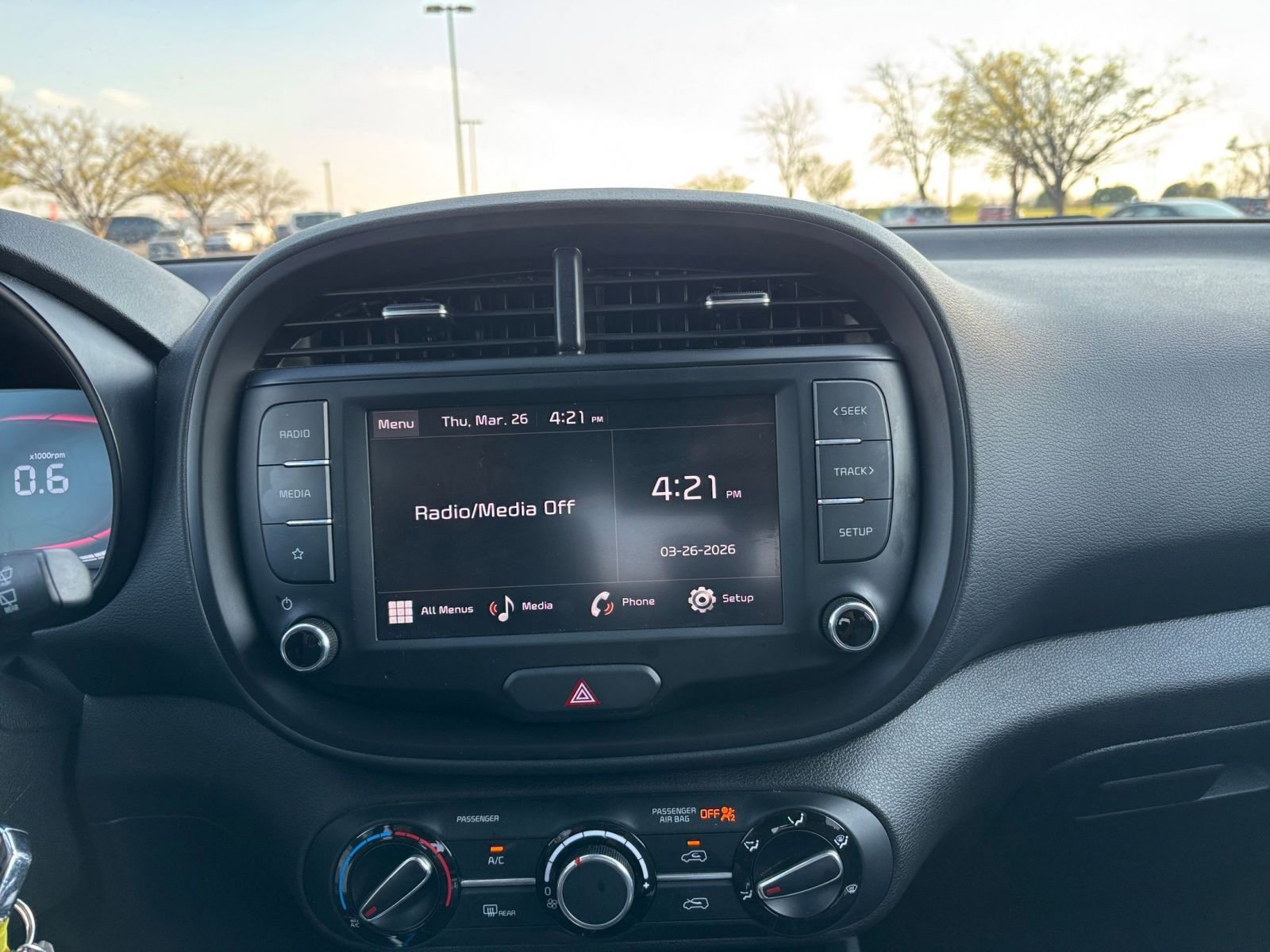 Used 2025 Kia Soul LX w/ LX Technology Package image 17