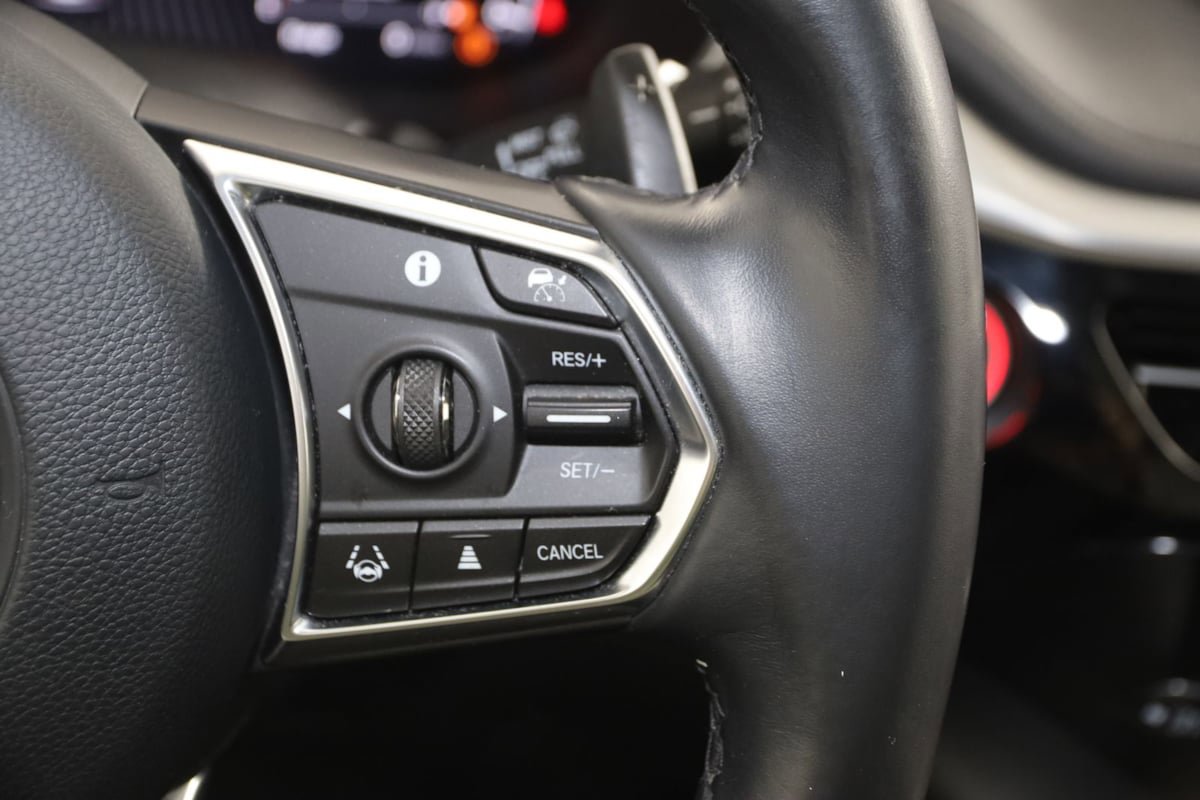 Used 2023 Acura MDX SH-AWD image 37