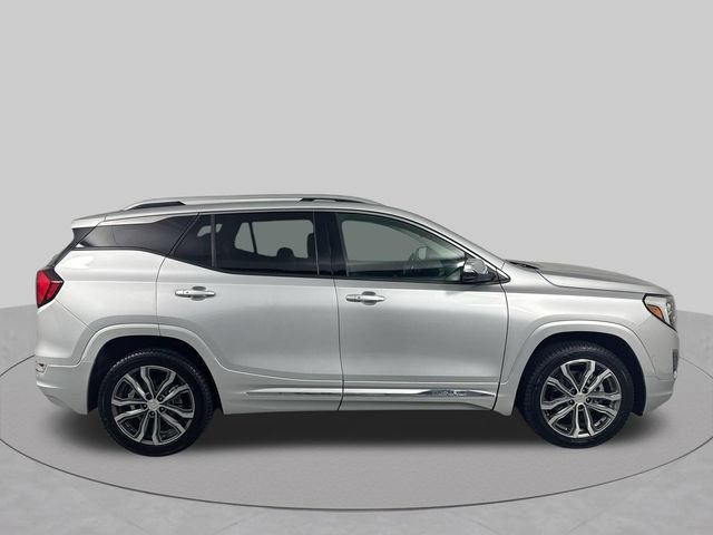 Used 2020 GMC Terrain Denali w/ Denali Premium Package AWD/4WD image 37