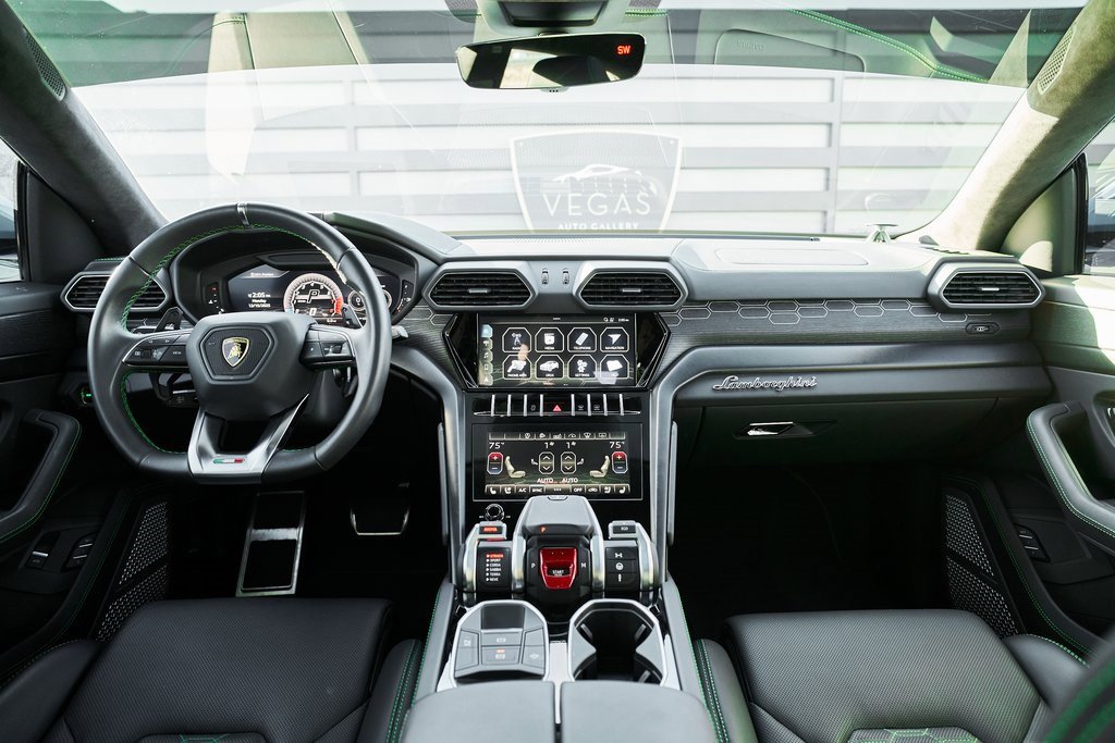 Used 2021 Lamborghini Urus image 49