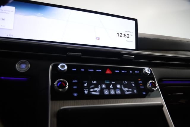 Used 2025 Genesis GV80 3.5T Prestige AWD/4WD image 26