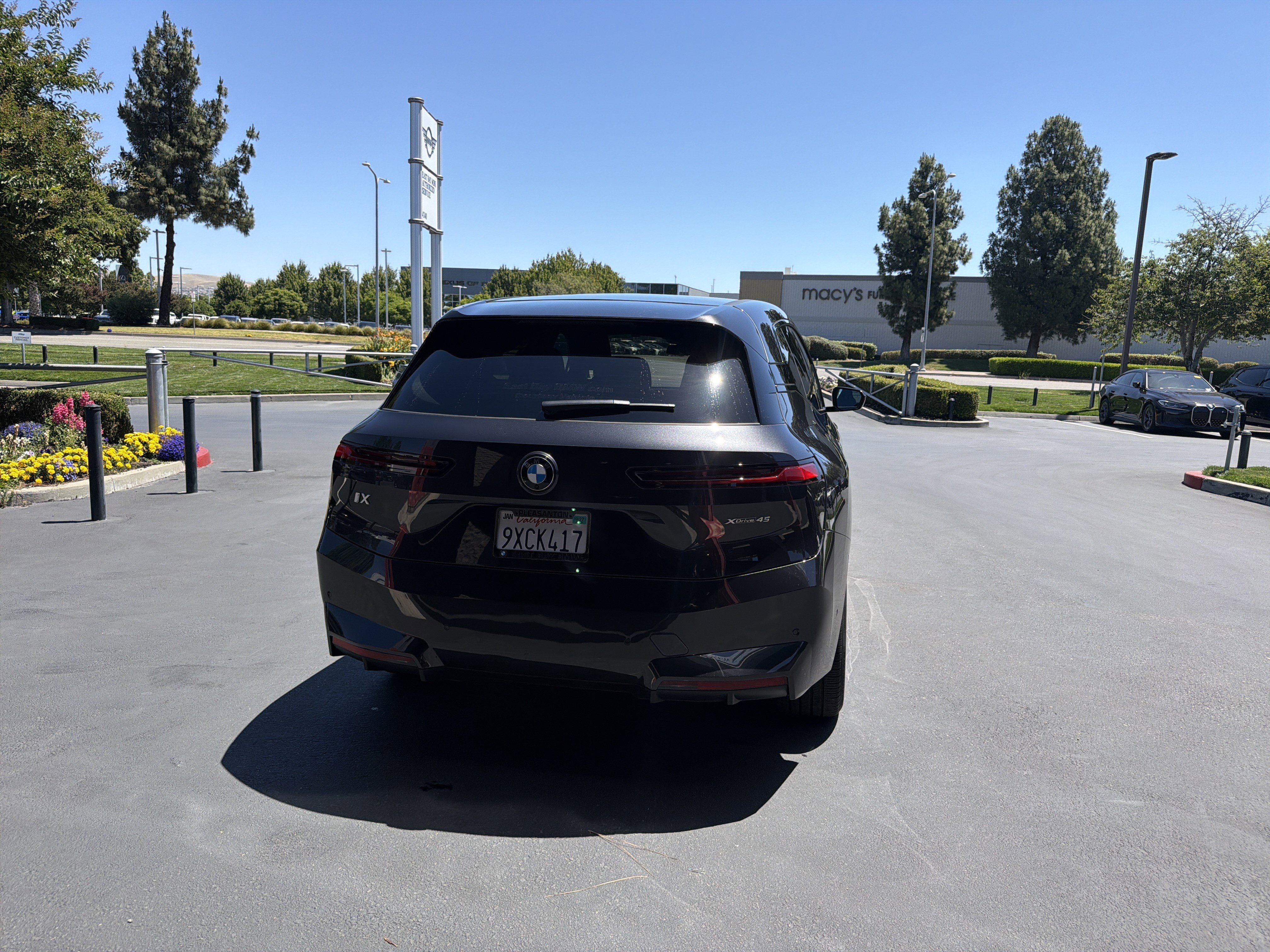 Used 2026 BMW iX xDrive45 AWD/4WD image 16