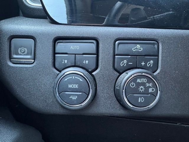 Used 2023 Chevrolet Silverado 1500 RST w/ LPO, Dark Essentials Package AWD/4WD image 18