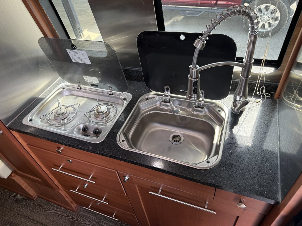 Used 2017 Mercedes-Benz Sprinter 3500 image 58
