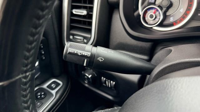 Used 2020 RAM 2500 Laramie image 32