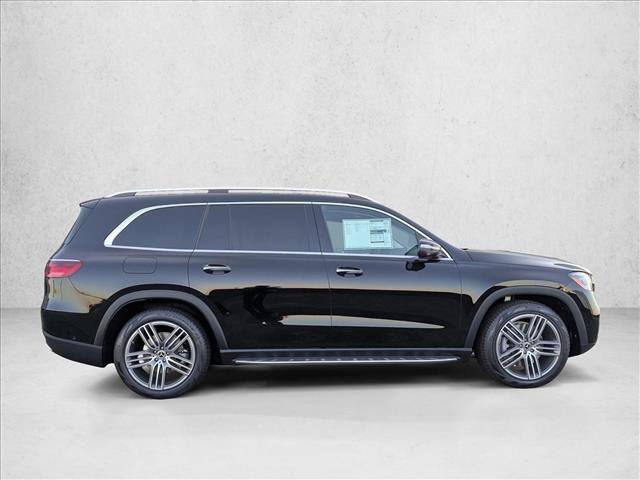 Used 2026 Mercedes-Benz GLS 450 4MATIC image 4