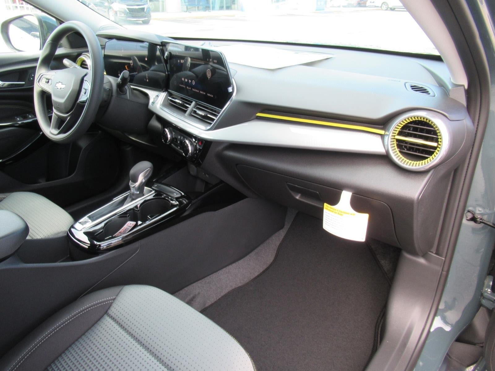 New 2026 Chevrolet Trax LT FWD image 11