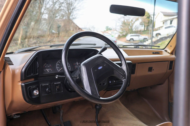 Used 1990 Ford Bronco Custom image 23