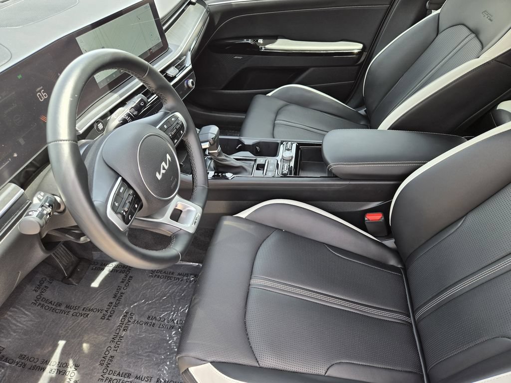 Certified 2025 Kia K5 GT-Line w/ GT-Line Premium Package FWD image 18