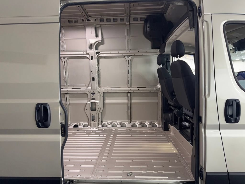 Used 2026 RAM ProMaster 3500 w/ Quick Order Package 22G SLT FWD image 26