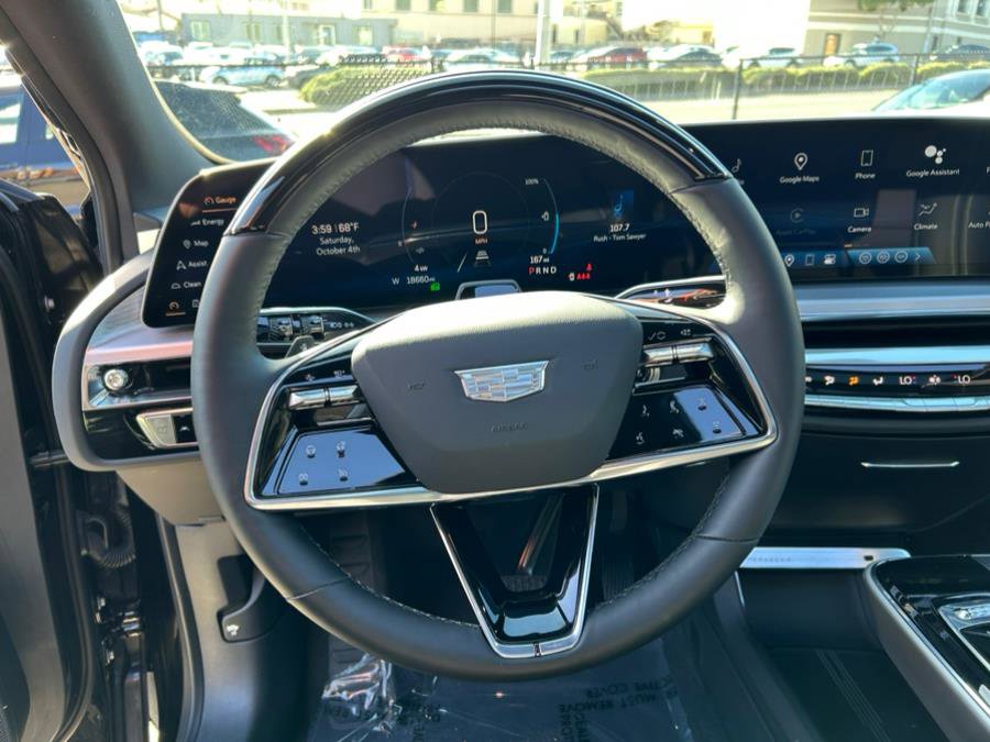 Used 2024 Cadillac Lyriq Luxury w/ LPO, Floor Liner Package image 28
