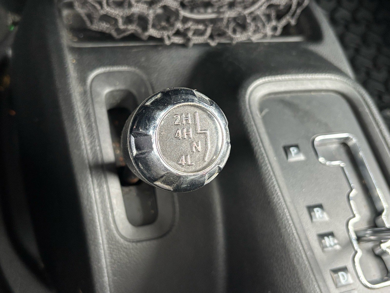 Used 2014 Jeep Wrangler Unlimited Sahara w/ Connectivity Group image 13