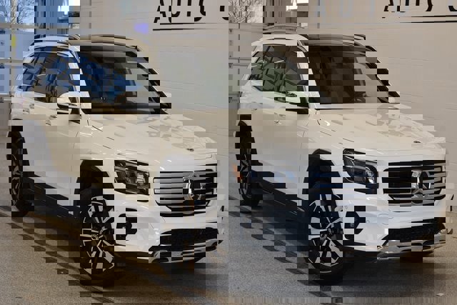 New 2025 Mercedes-Benz GLB 250 4MATIC