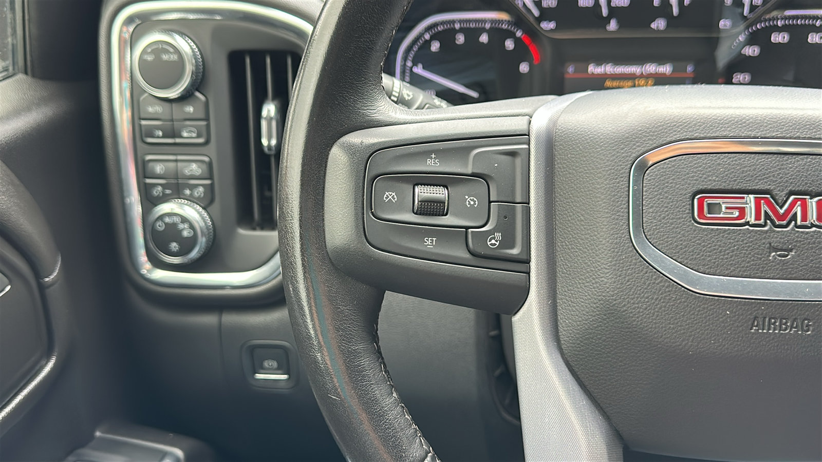 Used 2021 GMC Sierra 1500 Elevation w/ LPO, Elevation Black Package AWD/4WD image 16