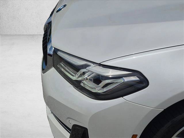 Used 2023 BMW 530i w/ Premium Package RWD image 13