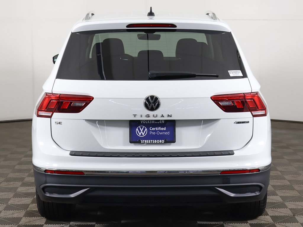 Certified 2024 Volkswagen Tiguan SE AWD/4WD image 12